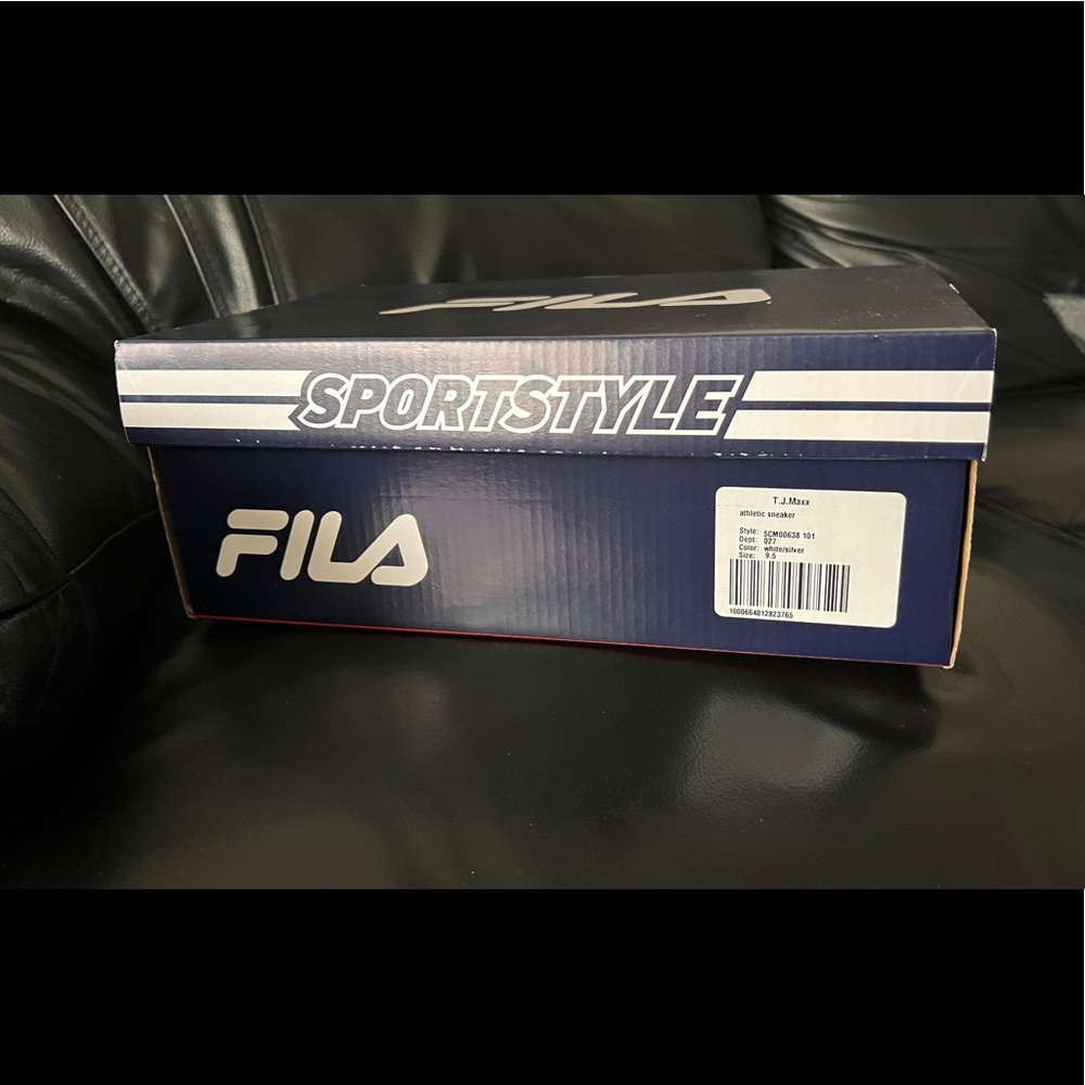 FILA Sneaker Box [empty] - Picture 3 of 4